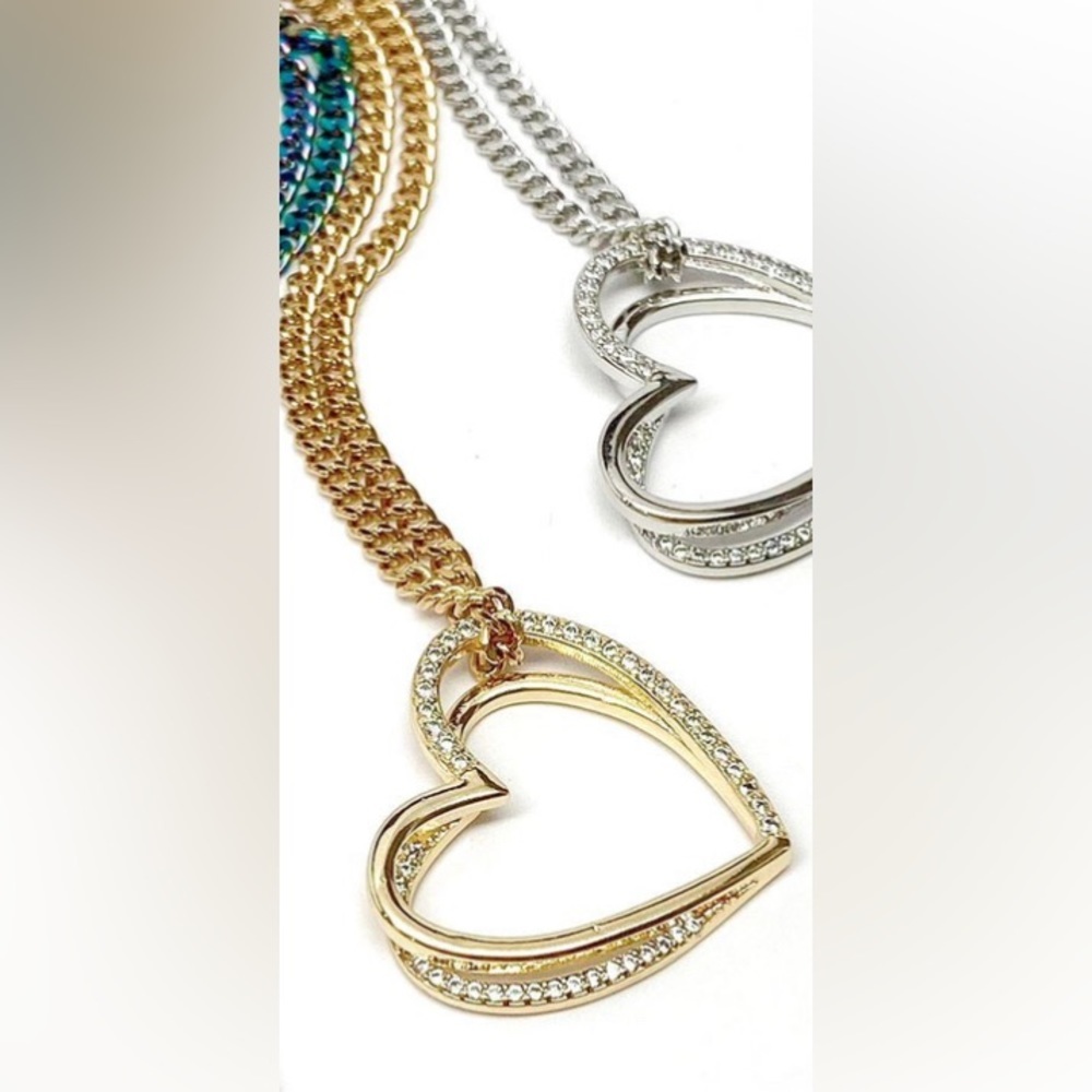 💥💥FLASH SALE💥💥 Double heart necklace with magnetic clasp